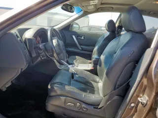 2008 Infiniti FX z VIN JNRAS08W38X203278, wystawiony jako Copart lot #57710405 z przebiegiem 168 007 mil mil oraz Szkoda całkowita • Salvage title. Historia ofert i sprzedaży dostępna na DreamBid. Obrazek 7.
