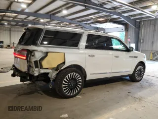 2019 Lincoln Navigator Black Label z VIN 5LMJJ3TT4KEL19103, wystawiony jako Copart lot #61081284 z przebiegiem 58 418 mil mil oraz Szkoda całkowita • Salvage title. Historia ofert i sprzedaży dostępna na DreamBid. Obrazek 3.