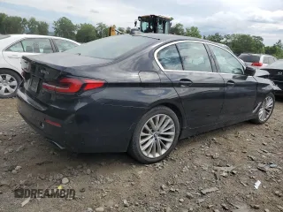 2021 BMW 5 Series 530i xDrive with VIN WBA13BJ08MWW93390, listed as a Copart auction lot 61654894 with 35,099 mi miles and Salvage Title. Bid and sale history available at carsss.com. Image 3.
