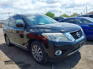 2014 Nissan Pathfinder S z VIN 5N1AR2MM5EC612389, wystawiony jako IAAI lot #42282431 z przebiegiem 73 327 mil mil oraz . Historia ofert i sprzedaży dostępna na DreamBid. Obrazek 1.