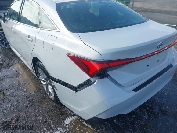 2022 Toyota Avalon XLE with VIN 4T1AZ1FB1NU079120, listed as a IAAI auction lot 41568799 with 63,419 mi miles. Bid and sale history available at carsss.com. Image 19.