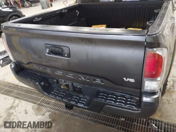 2021 Toyota Tacoma SR z VIN 3TMCZ5AN2MM444249, wystawiony jako IAAI lot #41942146 z przebiegiem 59 429 mil mil oraz . Historia ofert i sprzedaży dostępna na DreamBid. Obrazek 17.
