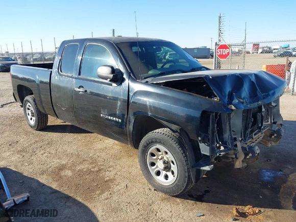 2011 Chevrolet Silverado 1500 LS with VIN 1GCRCREA7BZ374382, listed as a IAAI auction lot 41316329 with 146,383 mi miles. Bid and sale history available at carsss.com. Image 1.