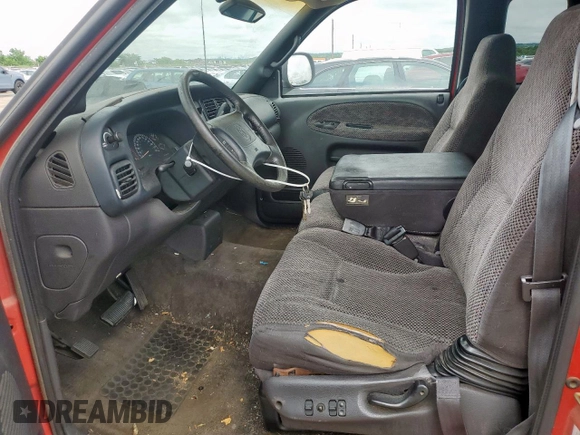 1998 Dodge 1500 with VIN 1B7HC13Y2WJ171868, listed as a Copart auction lot 55845325 with 170,017 mi miles and Clean Title. Bid and sale history available at DreamBid. Image 7.