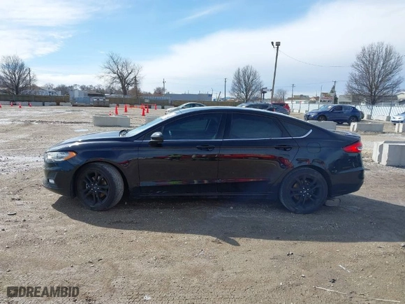 2019 Ford Fusion SE with VIN 3FA6P0HD7KR128953, listed as a IAAI auction lot 41812194 with 43,657 mi miles. Bid and sale history available at carsss.com. Image 14.