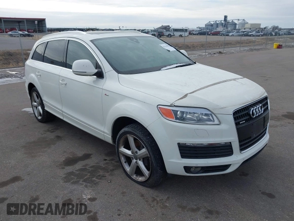 2008 Audi Q7 4.2L Premium with VIN WA1EV74L28D067833, listed as a IAAI auction lot 41541882 with 1 mi miles. Bid and sale history available at carsss.com. Image 1.