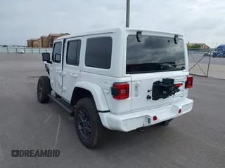 2022 Jeep Wrangler Unlimited Sahara with VIN 1C4HJXEN9NW190351, listed as a IAAI auction lot 42741722 with 40,794 mi miles and . Bid and sale history available at DreamBid. Image 3.