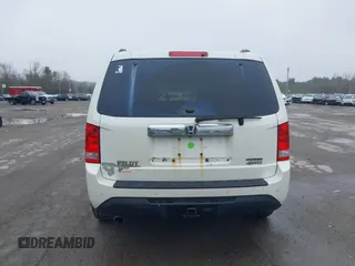 2013 Honda Pilot Touring with VIN 5FNYF4H95DB011661, listed as a IAAI auction lot 42101104 with 298,004 mi miles and . Bid and sale history available at carsss.com. Image 16.