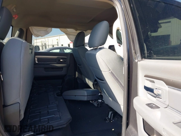 2018 Ram 1500 Big Horn with VIN 1C6RR7LT1JS332585, listed as a IAAI auction lot 42110348 with Not provided miles and . Bid and sale history available at DreamBid. Image 8.