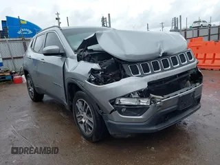 2018 Jeep Compass Altitude z VIN 3C4NJCBB0JT494366, wystawiony jako IAAI lot #42201822 z przebiegiem 128 942 mil mil oraz . Historia ofert i sprzedaży dostępna na DreamBid. Obrazek 1.