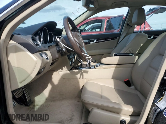 2014 Mercedes-Benz C 300 Sport with VIN WDDGF8AB2EA950282, listed as a Copart auction lot 52581065 with 84,664 mi miles and Salvage Title. Bid and sale history available at DreamBid. Image 7.