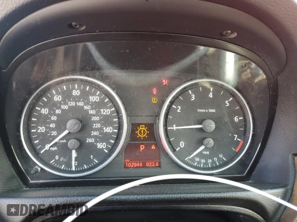 2007 BMW 3 Series 328xi с VIN WBAVC93597KX55782, выставлен на аукционе Copart как лот 55700835 с пробегом 102 944 миль миль и Списание • Salvage title. История ставок и продаж доступна на DreamBid. Изображение 9.