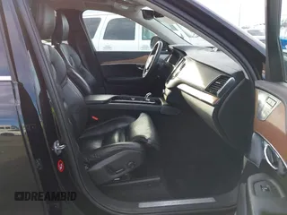 2017 Volvo XC90 Inscription with VIN YV4BC0PL3H1130745, listed as a IAAI auction lot 41627204 with 101,443 mi miles. Bid and sale history available at carsss.com. Image 5.