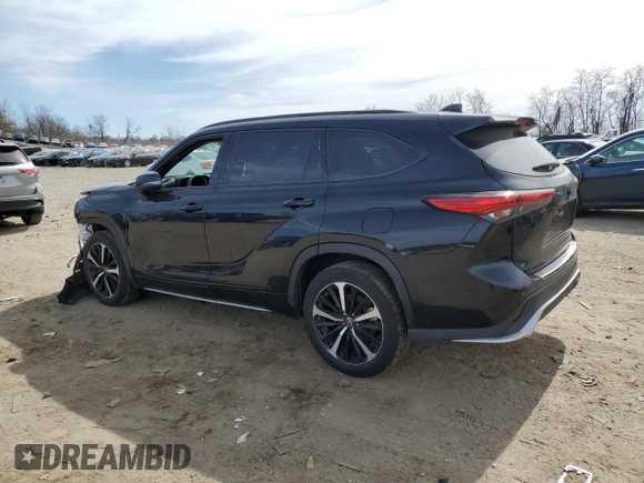 2022 Toyota Highlander XSE with VIN 5TDLZRBH1NS187893, listed as a Copart auction lot 49720015 with 28,832 mi miles and Salvage title. Bid and sale history available at DreamBid. Image 2.