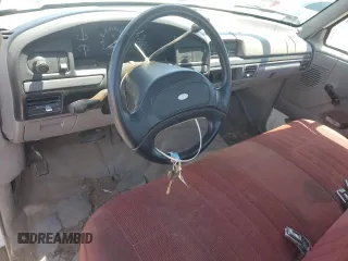 1994 Ford F-250 с VIN 1FTHF25H6RLA25962, выставлен на аукционе Copart как лот 61019495 с пробегом Не указан миль и Списание • Salvage title. История ставок и продаж доступна на DreamBid. Изображение 8.