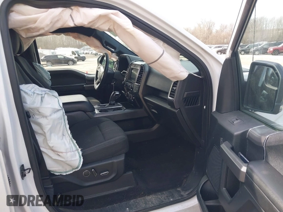 2016 Ford F-150 XLT with VIN 1FTEW1EP4GFC58013, listed as a IAAI auction lot 41805781 with 164,385 mi miles. Bid and sale history available at carsss.com. Image 5.