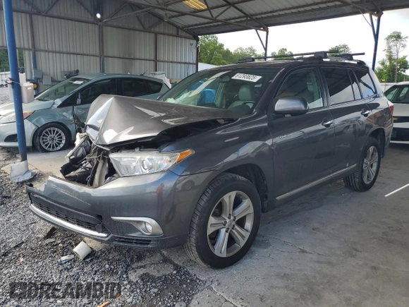 2012 Toyota Highlander Limited z VIN 5TDDK3EH0CS120104, wystawiony jako Copart lot #61293825 z przebiegiem 108 592 mil mil oraz Szkoda całkowita • Salvage title. Historia ofert i sprzedaży dostępna na DreamBid. Obrazek 1.