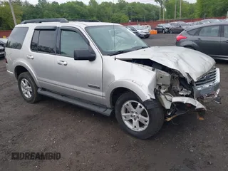 2007 Ford Explorer XLT z VIN 1FMEU73E67UB87480, wystawiony jako IAAI lot #42334437 z przebiegiem 193 683 mil mil oraz . Historia ofert i sprzedaży dostępna na DreamBid. Obrazek 1.
