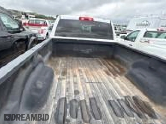 2012 Ram 2500 ST z VIN 3C6TD5HT7CG170151, wystawiony jako IAAI lot #42806496 z przebiegiem 192 475 mil mil oraz . Historia ofert i sprzedaży dostępna na DreamBid. Obrazek 32.