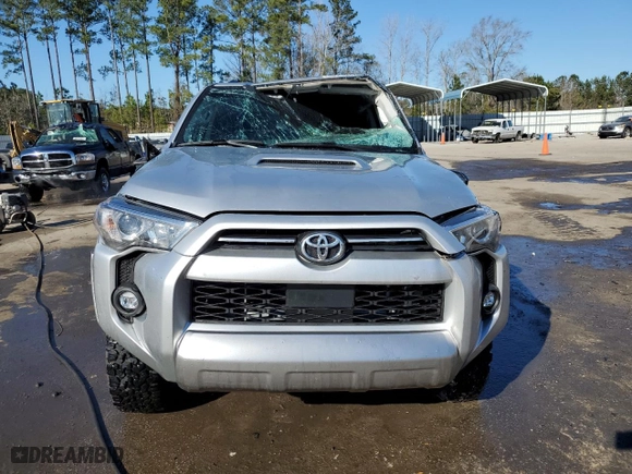 2022 Toyota 4Runner TRD Off Road with VIN JTEPU5JR0N6081451, listed as a Copart auction lot 88230375 with 62,474 mi miles and Salvage Title. Bid and sale history available at carsss.com. Image 5.