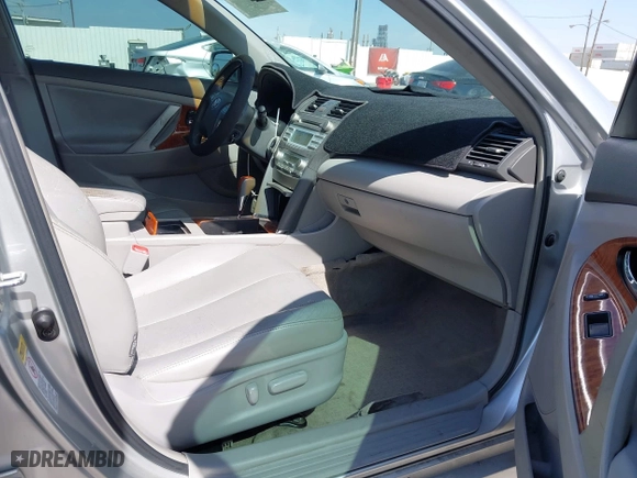 2008 Toyota Camry LE with VIN 4T1BK46K18U069959, listed as a IAAI auction lot 41690512 with 255,137 mi miles. Bid and sale history available at carsss.com. Image 5.