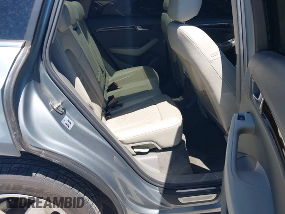 2010 Audi Q5 Premium Plus с VIN WA1LKAFP2AA083406, выставлен на аукционе IAAI как лот 42312943 с пробегом 226 001 миль миль и . История ставок и продаж доступна на DreamBid. Изображение 8.