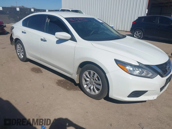 2018 Nissan Altima SV with VIN 1N4AL3AP4JC290385, listed as a IAAI auction lot 41697803 with 165,475 mi miles and . Bid and sale history available at carsss.com. Image 1.