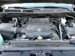 2017 Toyota Tundra Limited с VIN 5TFFW5F12HX214741, выставлен на аукционе Copart как лот 82644424 с пробегом 70 111 миль миль и Списание • Salvage title. История ставок и продаж доступна на DreamBid. Изображение 13.
