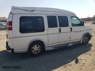 2003 GMC Savana Cargo Van YF7 Upfitter with VIN 1GDFH15T031206554, listed as a Copart auction lot 77584554 with 251,783 mi miles and Salvage Title. Bid and sale history available at carsss.com. Image 3.