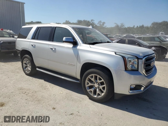 2018 GMC Yukon SLE with VIN 1GKS2AKC1JR152158, listed as a Copart auction lot 76782954 with 85,337 mi miles and Non Repairable. Bid and sale history available at carsss.com. Image 4.