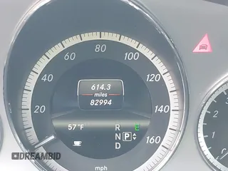 2013 Mercedes-Benz E 350 Luxury with VIN WDDHF8JB8DA765592, listed as a IAAI auction lot 42005392 with 82,994 mi miles and . Bid and sale history available at DreamBid. Image 15.