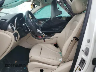 2018 Mercedes-Benz GLC 300 with VIN WDC0G4JBXJV044928, listed as a Copart auction lot 61679175 with 151,450 mi miles and Salvage title. Bid and sale history available at DreamBid. Image 7.