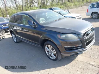 2011 Audi Q7 3.0T Premium with VIN WA1CGAFE9BD006466, listed as a IAAI auction lot 42075916 with 135,153 mi miles. Bid and sale history available at carsss.com. Image 1.