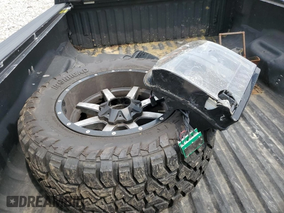 2011 Ford F-250 XL with VIN 1FT7X2BT4BEB72664, listed as a Copart auction lot 59959775 with 222,421 mi miles and Salvage title. Bid and sale history available at DreamBid. Image 12.