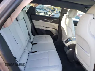 2024 Cadillac LYRIQ Sport z VIN 1GYKPWRK9RZ123889, wystawiony jako Copart lot #80591984 z przebiegiem 3 036 mil mil oraz Szkoda całkowita • Salvage title. Historia ofert i sprzedaży dostępna na DreamBid. Obrazek 11.