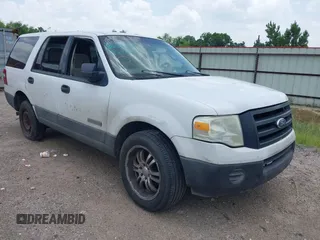 2007 Ford Expedition XLT with VIN 1FMFU15537LA87972, listed as a IAAI auction lot 42629929 with 247,982 mi miles and . Bid and sale history available at DreamBid. Image 1.