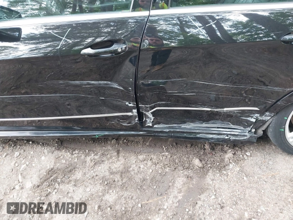 2010 Mercedes-Benz E 550 Luxury с VIN WDDHF9AB0AA125460, выставлен на аукционе IAAI как лот 42435400 с пробегом 120 925 миль миль и . История ставок и продаж доступна на DreamBid. Изображение 6.