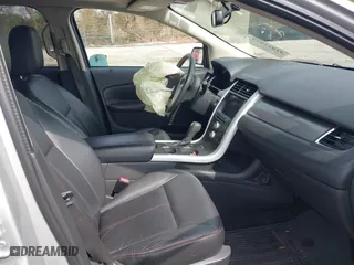 2011 Ford Edge SEL with VIN 2FMDK4JC8BBA90734, listed as a IAAI auction lot 41812079 with 121,947 mi miles. Bid and sale history available at carsss.com. Image 5.