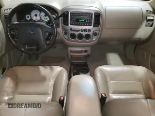 2004 Ford Escape Limited z VIN 1FMCU94124KA53894, wystawiony jako Copart lot #62788415 z przebiegiem 177 654 mil mil oraz Szkoda całkowita • Salvage title. Historia ofert i sprzedaży dostępna na DreamBid. Obrazek 8.