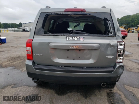 2014 Jeep Patriot Latitude z VIN 1C4NJRFB7ED501578, wystawiony jako Copart lot #63308005 z przebiegiem 76 100 mil mil oraz Szkoda całkowita • Salvage title. Historia ofert i sprzedaży dostępna na DreamBid. Obrazek 6.