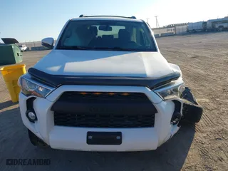 2017 Toyota 4Runner SR5 with VIN JTEBU5JR9H5440400, listed as a IAAI auction lot 41479639 with 99,444 mi miles. Bid and sale history available at carsss.com. Image 12.