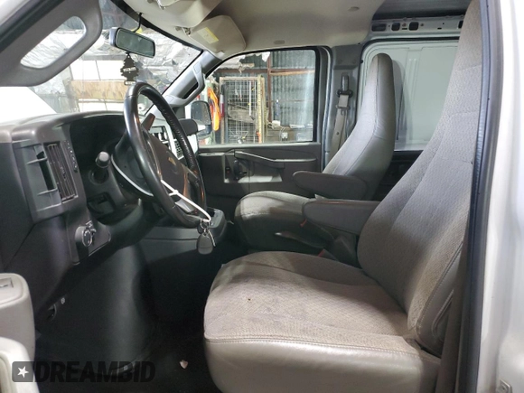 2019 Chevrolet Express Cargo with VIN 1GCWGAFP4K1227186, listed as a Copart auction lot 55532715 with 148,607 mi miles and Salvage title. Bid and sale history available at DreamBid. Image 7.