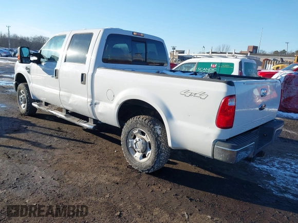 2010 Ford Super Duty F-250 SRW XL with VIN 1FTSW2B51AEA18636, listed as a IAAI auction lot 41401961 with 212,781 mi miles. Bid and sale history available at carsss.com. Image 3.