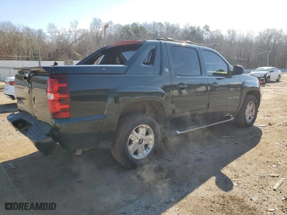 2013 Chevrolet Avalanche LT with VIN 3GNTKFE72DG223178, listed as a Copart auction lot 87508035 with 178,648 mi miles and Salvage Title. Bid and sale history available at carsss.com. Image 3.