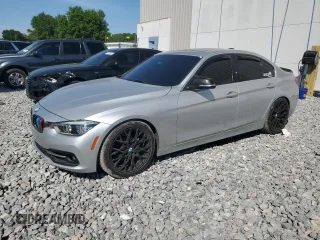2018 BMW 3 Series 330i with VIN WBA8B9G52JNU98898, listed as a Copart auction lot 50953775 with 89,574 mi miles and Clean Title. Bid and sale history available at carsss.com. Image 1.