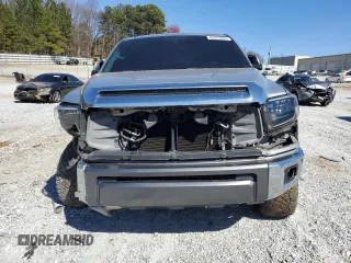 2017 Toyota Tundra Platinum z VIN 5TFAW5F11HX670840, wystawiony jako Copart lot #45972045 z przebiegiem 159 320 mil mil oraz Szkoda całkowita • Salvage title. Historia ofert i sprzedaży dostępna na DreamBid. Obrazek 5.
