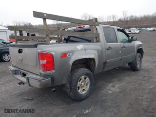 2007 Chevrolet Silverado 1500 LTZ with VIN 2GCEK13M571581790, listed as a IAAI auction lot 41663432 with 184,977 mi miles. Bid and sale history available at carsss.com. Image 4.
