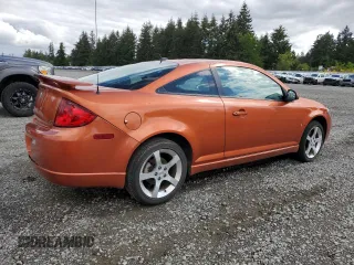 2007 Pontiac G5 GT z VIN 1G2AN18B277184851, wystawiony jako Copart lot #58053615 z przebiegiem 240 453 mil mil oraz Szkoda całkowita • Salvage title. Historia ofert i sprzedaży dostępna na DreamBid. Obrazek 3.