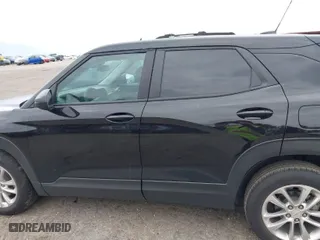 2024 Chevrolet TrailBlazer LS with VIN KL79MMSL3RB098482, listed as a IAAI auction lot 41758595 with 9,581 mi miles. Bid and sale history available at carsss.com. Image 14.