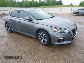 2019 Nissan Altima SV with VIN 1N4BL4DV8KC106474, listed as a IAAI auction lot 42063605 with 155,060 mi miles and . Bid and sale history available at DreamBid. Image 1.